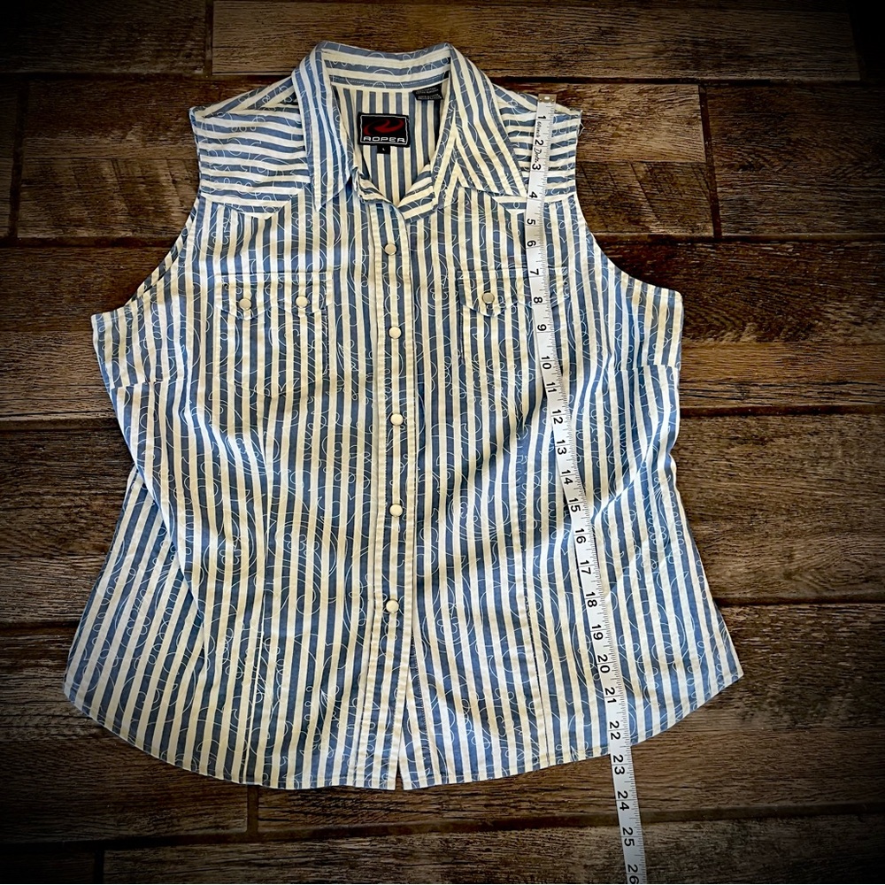 Roper Blue and White Western Striped Sleeveless snap front shirt L - Picture 5 of 6